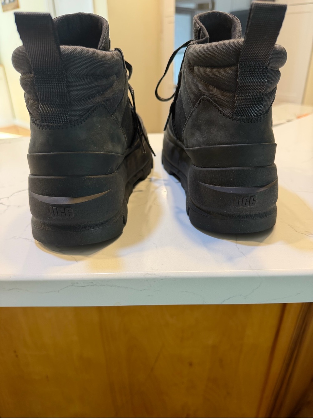 UGG Men's Lug Chukka Boots - Picture 4 of 5